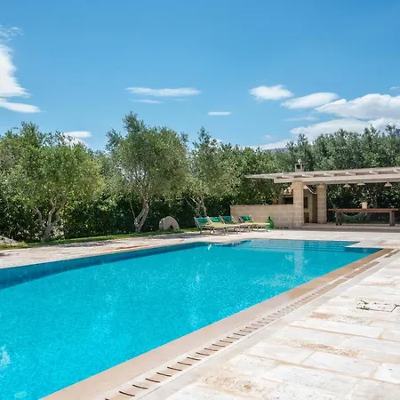 Barnaba & Pool פולינאנו א מארה